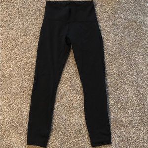 Flywheel x lululemon train times crops